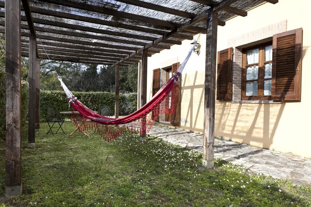 Hostal Casale Pundarika Riparbella Exterior foto