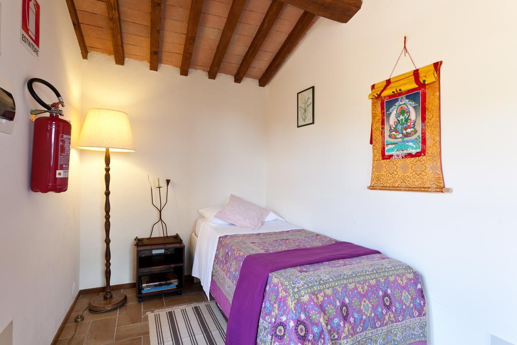 Hostal Casale Pundarika Riparbella Exterior foto