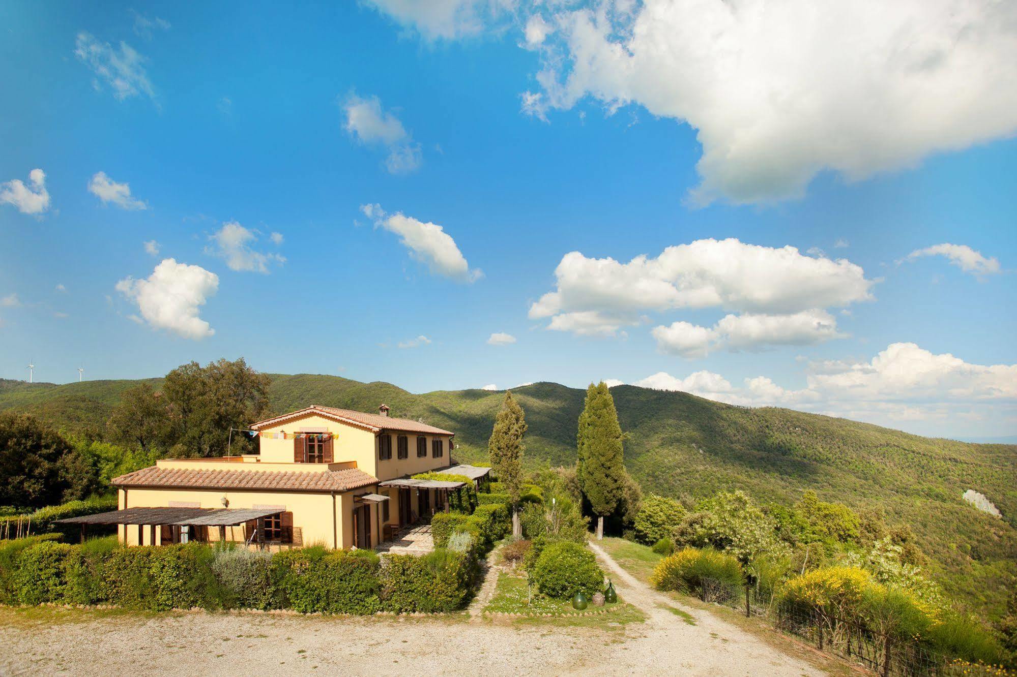 Hostal Casale Pundarika Riparbella Exterior foto