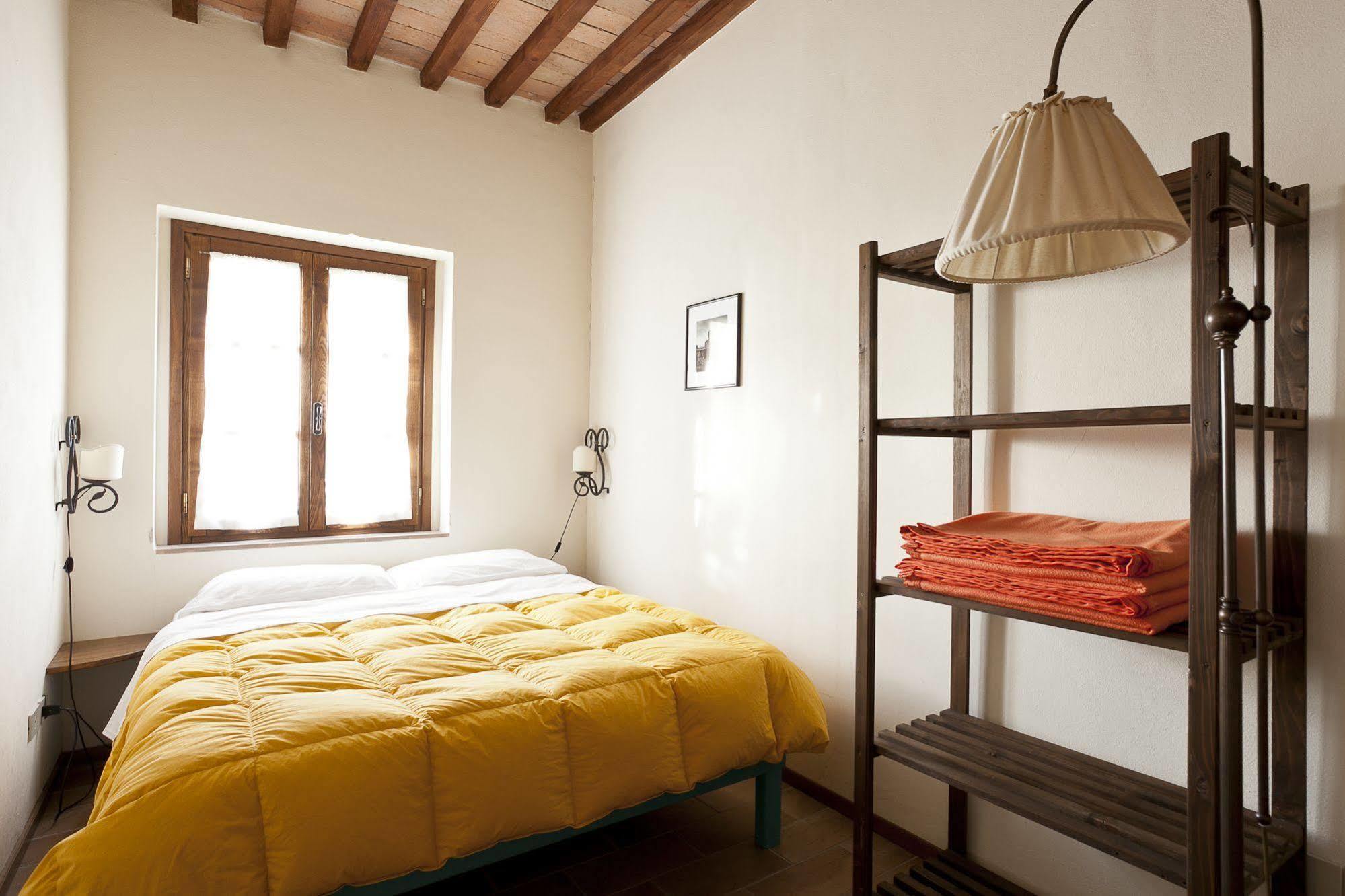 Hostal Casale Pundarika Riparbella Exterior foto