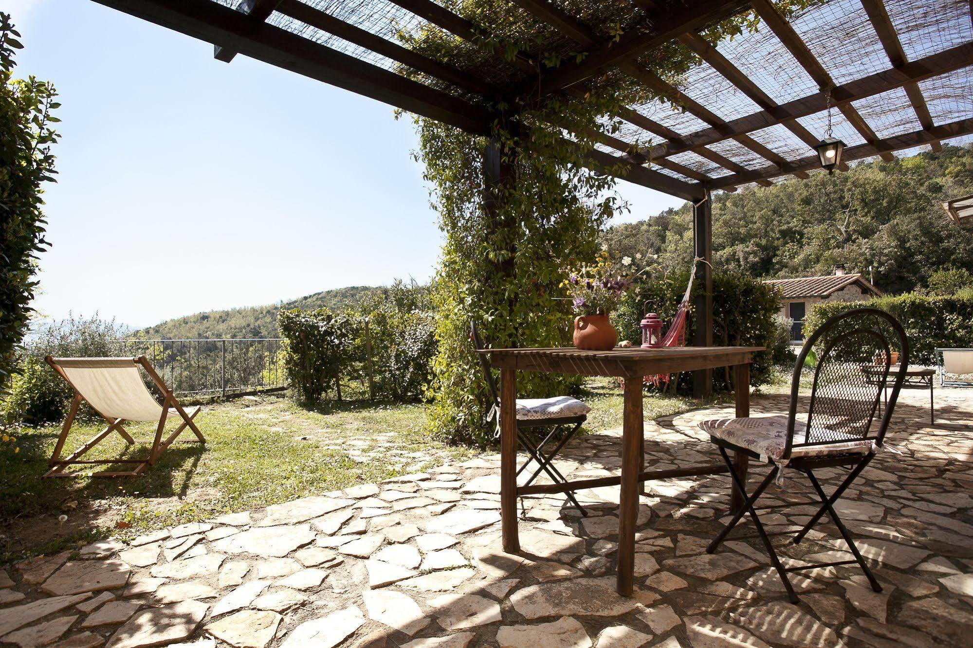 Hostal Casale Pundarika Riparbella Exterior foto